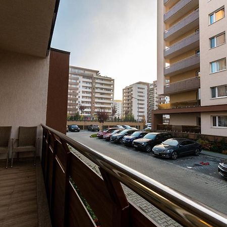 Yan Apartment - Near Mall & Free Private Parking 布拉索夫 外观 照片