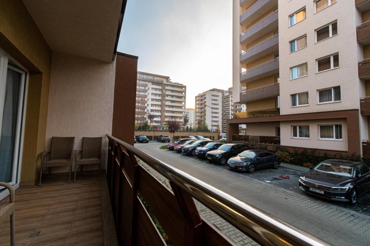 Yan Apartment - Near Mall & Free Private Parking 布拉索夫 外观 照片