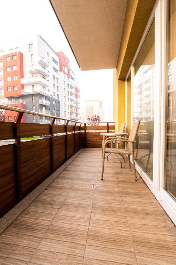 Yan Apartment - Near Mall & Free Private Parking 布拉索夫 外观 照片